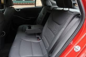 Hyundai Ioniq Premium EV picture 22