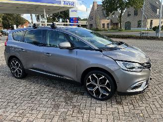 damaged commercial vehicles Renault Grand-scenic 1.3 - 103 Kw automaat 2021/4