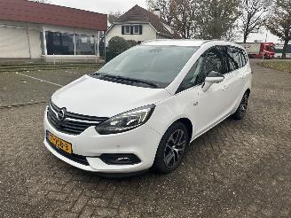 demontáž osobní automobily Opel Zafira TOURER 2.0 cdti 2018/1