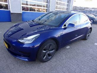 rozbiórka samochody osobowe Tesla Model 3 RWD PLUS 60KW PANORAMA 2020/9