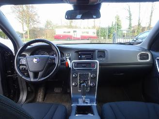 Volvo V-60 1.6 T3 Kinetic AUTOMAAT NAVI CLIMA 110KW picture 11