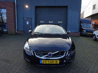 Volvo V-60 1.6 T3 Kinetic AUTOMAAT NAVI CLIMA 110KW picture 6