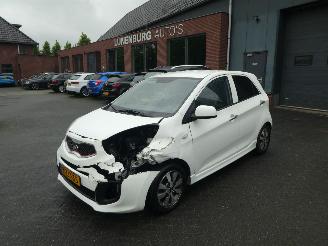 uszkodzony samochody osobowe Kia Picanto 1.0 CVVT X-treme Clima Leder 2015/2