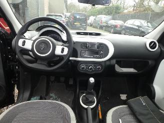Renault Twingo 1.0 SCe Collection picture 3