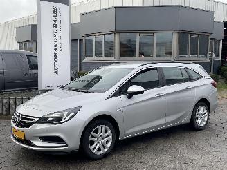 damaged commercial vehicles Opel Astra SPORTS TOURER 1.4 Business Executive 2018/6