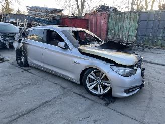 Damaged car BMW 5-serie 530d Gran Turismo 2011/1