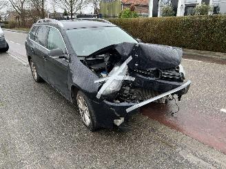 Damaged car Volkswagen Golf 1.2 TSi 2012/1