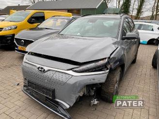 skadebil auto Hyundai Kona Kona (OS), SUV, 2017 64 kWh 2019/9