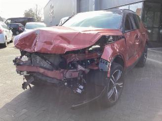 uszkodzony samochody osobowe Volvo XC40 XC40 (XZ), SUV, 2017 1.5 T3 Autom. 12V 2020/1
