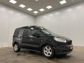 damaged commercial vehicles Ford Transit Courier 1.5 TDCI Airco 2017/1
