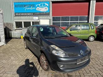 Auto incidentate Renault Clio Clio III (BR/CR), Hatchback, 2005 / 2014 1.2 16V TCe 100 2007/11