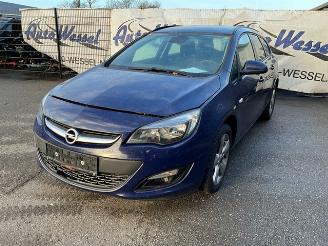  Opel Astra 1.6 Selection Sports Tourer 2015/9