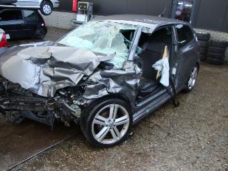dañado vehículos comerciales Volkswagen Polo  2014/1