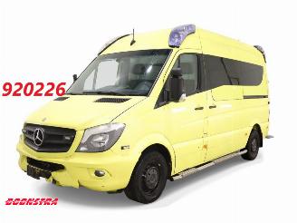 Schade bestelwagen Mercedes Sprinter 319 BlueTec Aut. RTW Airco Cruise Ambulance 2014/7