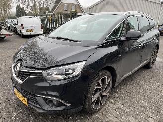Käytetyt passenger cars Renault Grand-scenic 1.3 TCE Bose 2018/5
