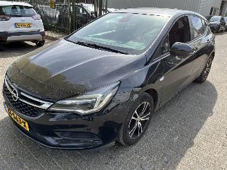 Avarii auto utilitare Opel Astra 1.0 Turbo S/S Online Edition  5 Drs  ( 78641 Km ) 2019/1