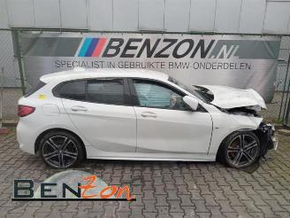 Damaged car BMW 1-serie 1 serie (F40), Hatchback, 2019 118i 1.5 TwinPower 12V 2022/7