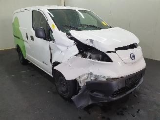 damaged passenger cars Nissan Nv200 Optima 40 KWh 2020/1