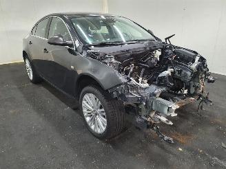 uszkodzony samochody ciężarowe Opel Insignia 1.4 Turbo EcoF. Bns+ 2012/10
