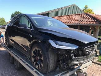 Auto da rottamare Tesla Model X  2017/1