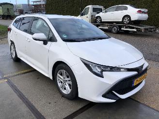 Toyota Corolla Touring Sports 1.8 Hybrid picture 3