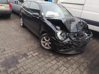 Salvage car Volkswagen Polo Polo IV (9N1/2/3), Hatchback, 2001 / 2012 1.2 2008/7