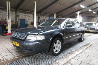 uszkodzony samochody osobowe Audi A8 4.2 V8 QUATTRO UIT EEN PRIVE VERZAMELING 1997/6
