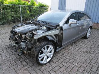 demontáž osobní automobily Mercedes CLS 350 D V6 Navi Leder Luchtvering 2013/3
