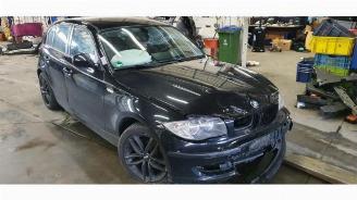 damaged passenger cars BMW 1-serie 1 serie (E87/87N), Hatchback 5-drs, 2003 / 2012 116i 2.0 16V 2011/3