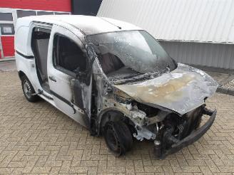 Salvage car Renault Kangoo  2018/1