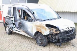 uszkodzony samochody osobowe Opel Combo Combo, Van, 2012 / 2018 1.6 CDTI 16V 2018/10
