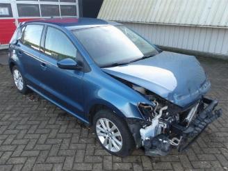 uszkodzony samochody osobowe Volkswagen Polo Polo V (6R), Hatchback, 2009 / 2017 1.2 TSI 16V BlueMotion Technology 2017/5