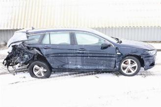 uszkodzony samochody osobowe Opel Insignia Insignia Sports Tourer, Combi, 2017 1.5 Turbo 16V 165 2020/3