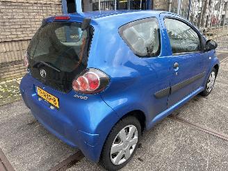 Toyota Aygo 1.0 12V ACCESS picture 2