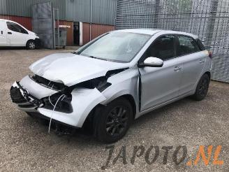 Voiture accidenté Hyundai I-20 i20 (GBB), Hatchback, 2014 1.0 T-GDI 100 12V 2018/2