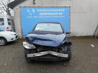 Voiture accidenté Mercedes B-klasse B (W245,242) Hatchback 2.0 B-180 CDI 16V (OM640.940(Euro 4)) [80kW]  (=
03-2005/11-2011) 2007/10