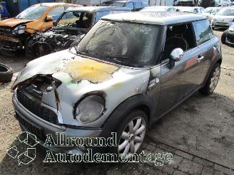 damaged passenger cars Mini Mini Mini (R56) Hatchback 1.6 16V Cooper S (N14-B16A) [128kW]  (10-2006/02-=
2010) 2007