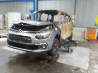Coche accidentado Citroën C4 C4 Grand Picasso (3A) MPV 1.2 12V PureTech 130 (EB2DTS(HNY)) [96kW]  (=
04-2014/03-2018) 2017/8