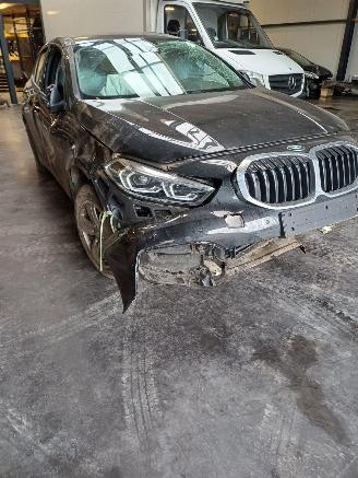 Salvage car BMW Astra 116i www.midelo-onderdelen.nl 2023/1