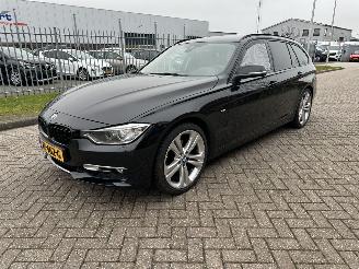  BMW 3-serie 330d high executive 2014/6