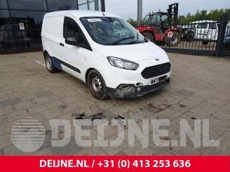 Vaurioauto  passenger cars Ford Courier Transit Courier, Van, 2014 1.0 Ti-VCT EcoBoost 12V 2022
