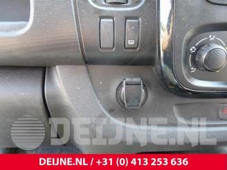 Opel Vivaro Vivaro B, Van, 2014 1.6 CDTI 95 Euro 6 picture 25