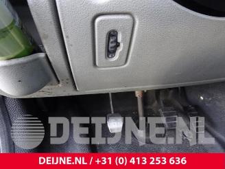 Renault Master Master III (FD/HD), Van, 2000 / 2010 2.5 dCi 16V picture 29