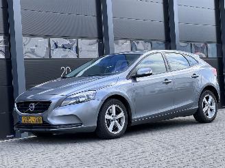 okazja samochody osobowe Volvo V-40 2.0 D4 190 PK 2014/12