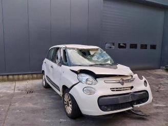 Coche accidentado Fiat 500L  2015/8