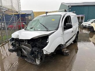 Voiture accidenté Renault Kangoo Kangoo Express (FW), Van, 2008 1.5 dCi 75 FAP 2019/8