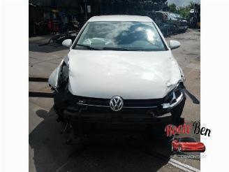uszkodzony samochody osobowe Volkswagen Golf Golf VII (AUA), Hatchback, 2012 / 2021 1.2 TSI 16V 2014/11