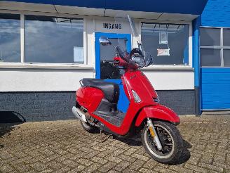 Schade scooter Kymco  NEW LIKE 2019/3