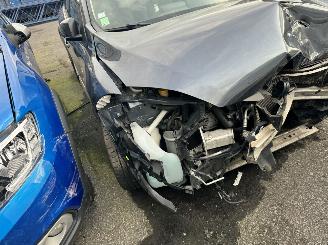 škoda dodávky Renault Mégane  2015/12