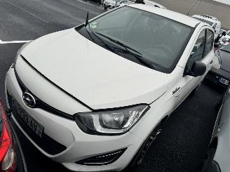 Salvage car Hyundai I-20  2012/9